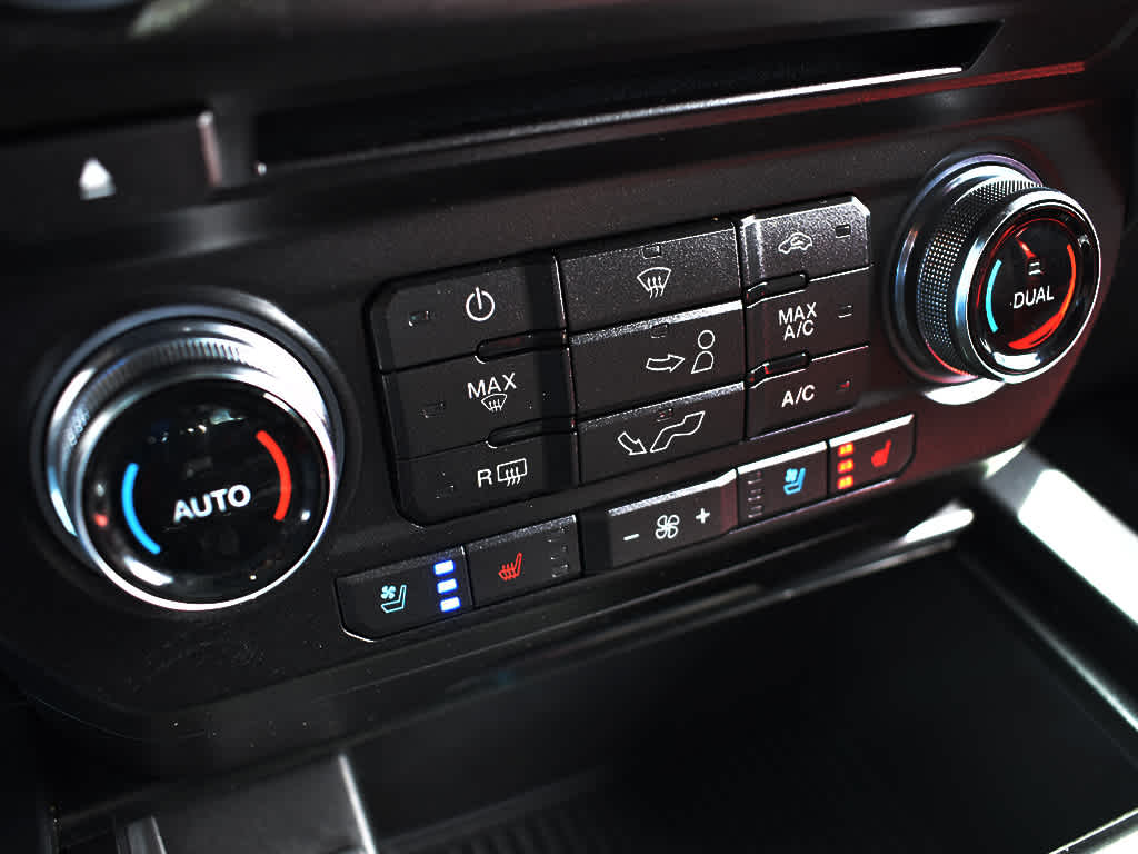 2018 Ford F-150 Lariat photo 21