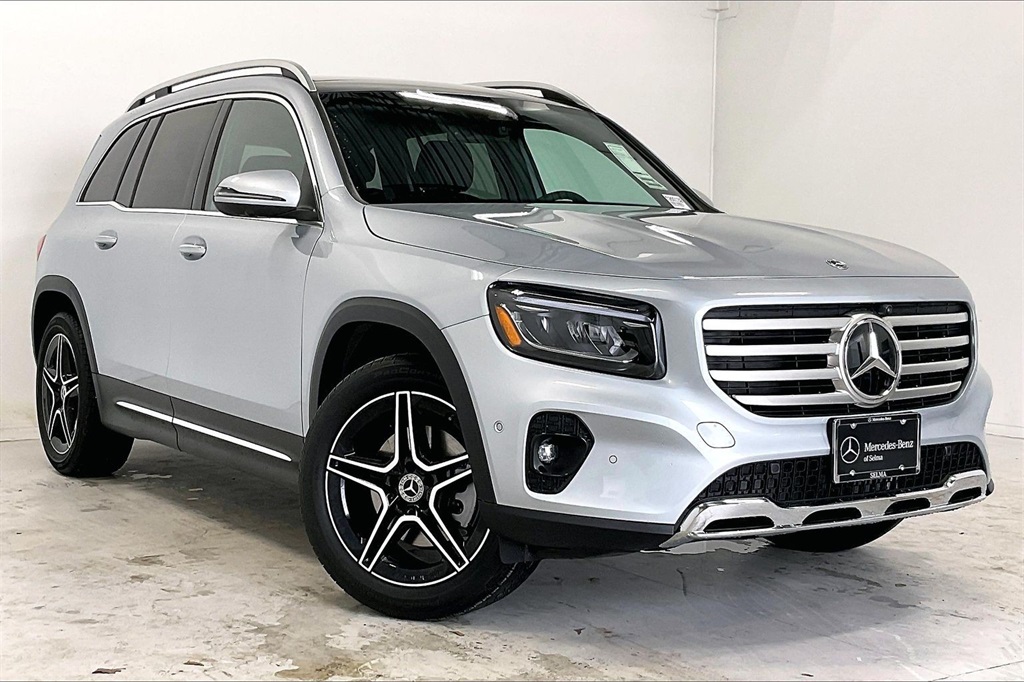 2026 Mercedes-Benz GLB GLB 250's photo