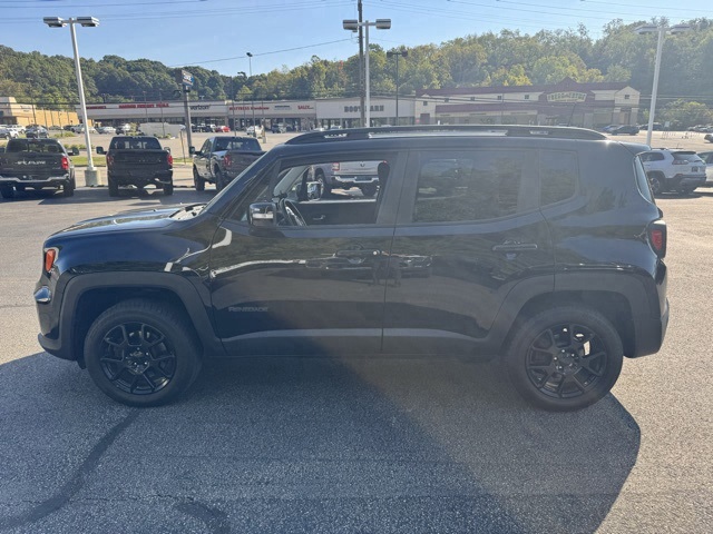 2020 Jeep Renegade Altitude photo 4