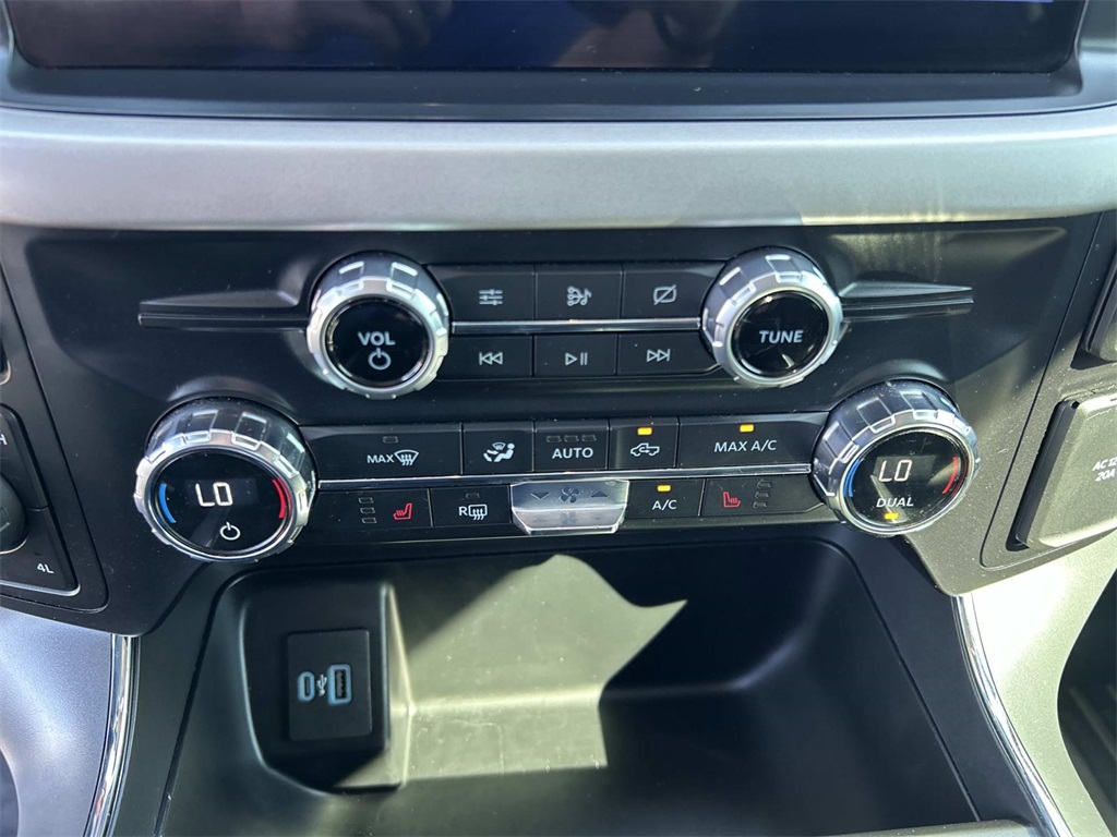 2021 Ford F-150 XLT photo 29