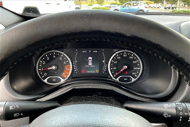 2020 Jeep Renegade Latitude photo 10