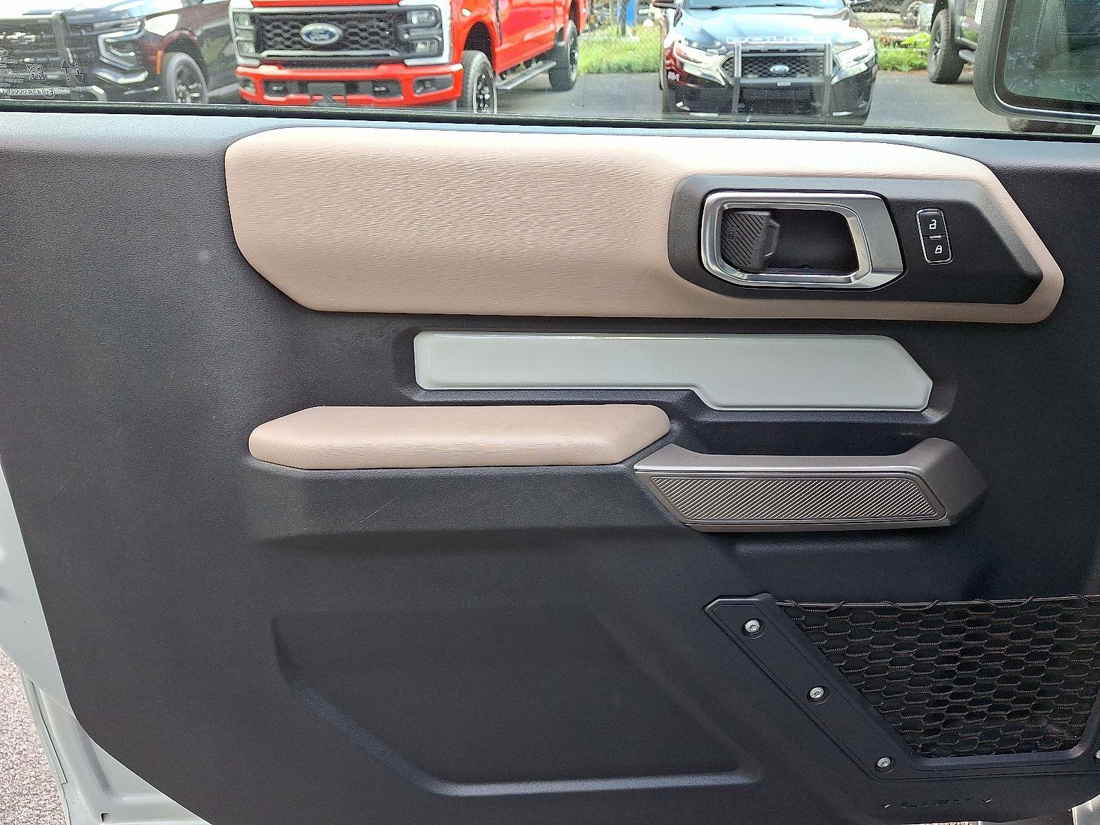 2022 Ford Bronco Wildtrak photo 12
