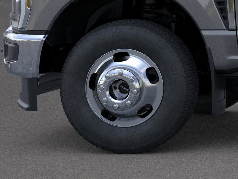 2026 Ford F-350 photo 19