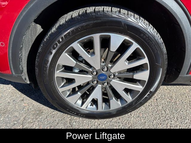 2020 Ford Escape Titanium photo 9