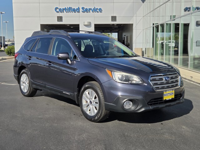 2017 Subaru Outback Premium photo 3