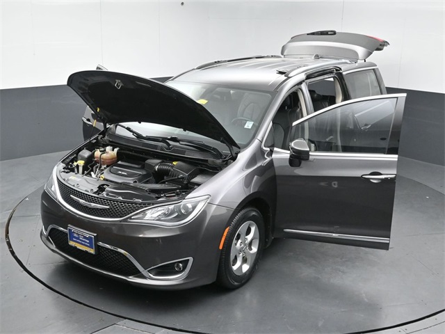 2017 CHRYSLER PACIFICA - Image 52