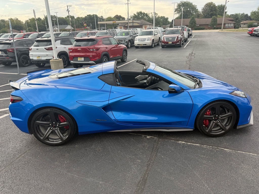 2024 Chevrolet Corvette E-Ray 2LZ photo 21