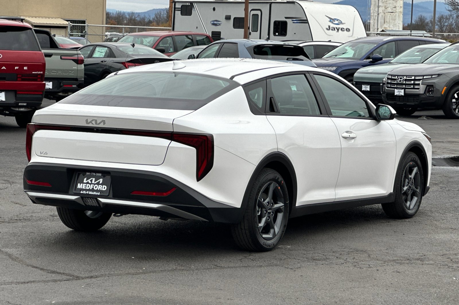 2025 Kia K4 LXS photo 2