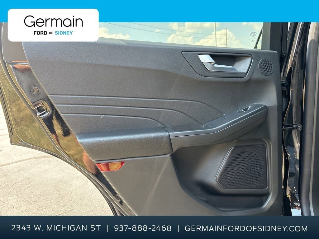 2024 Ford Escape ST-Line Select photo 17