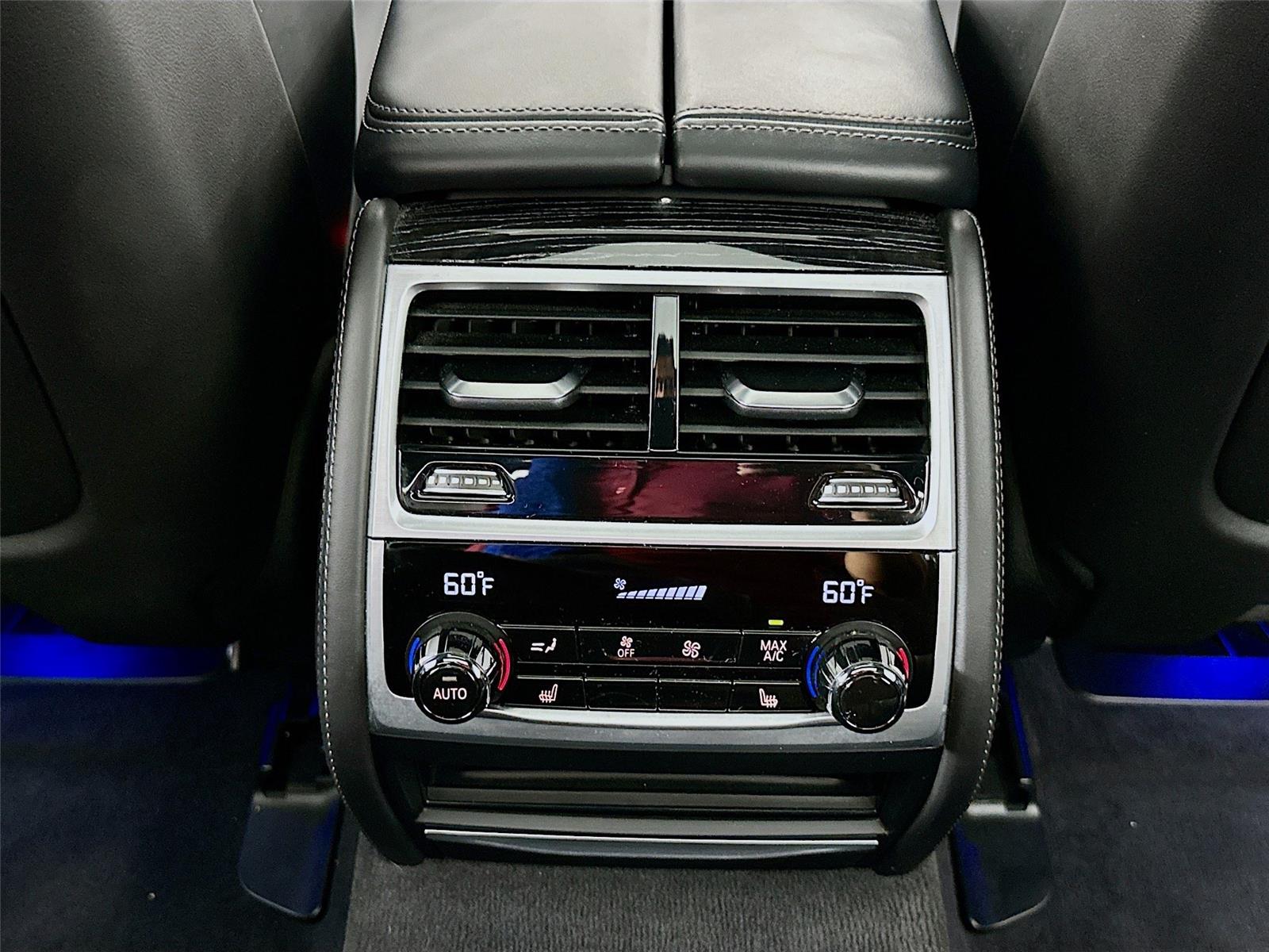 2022 Bmw 750Li photo 26