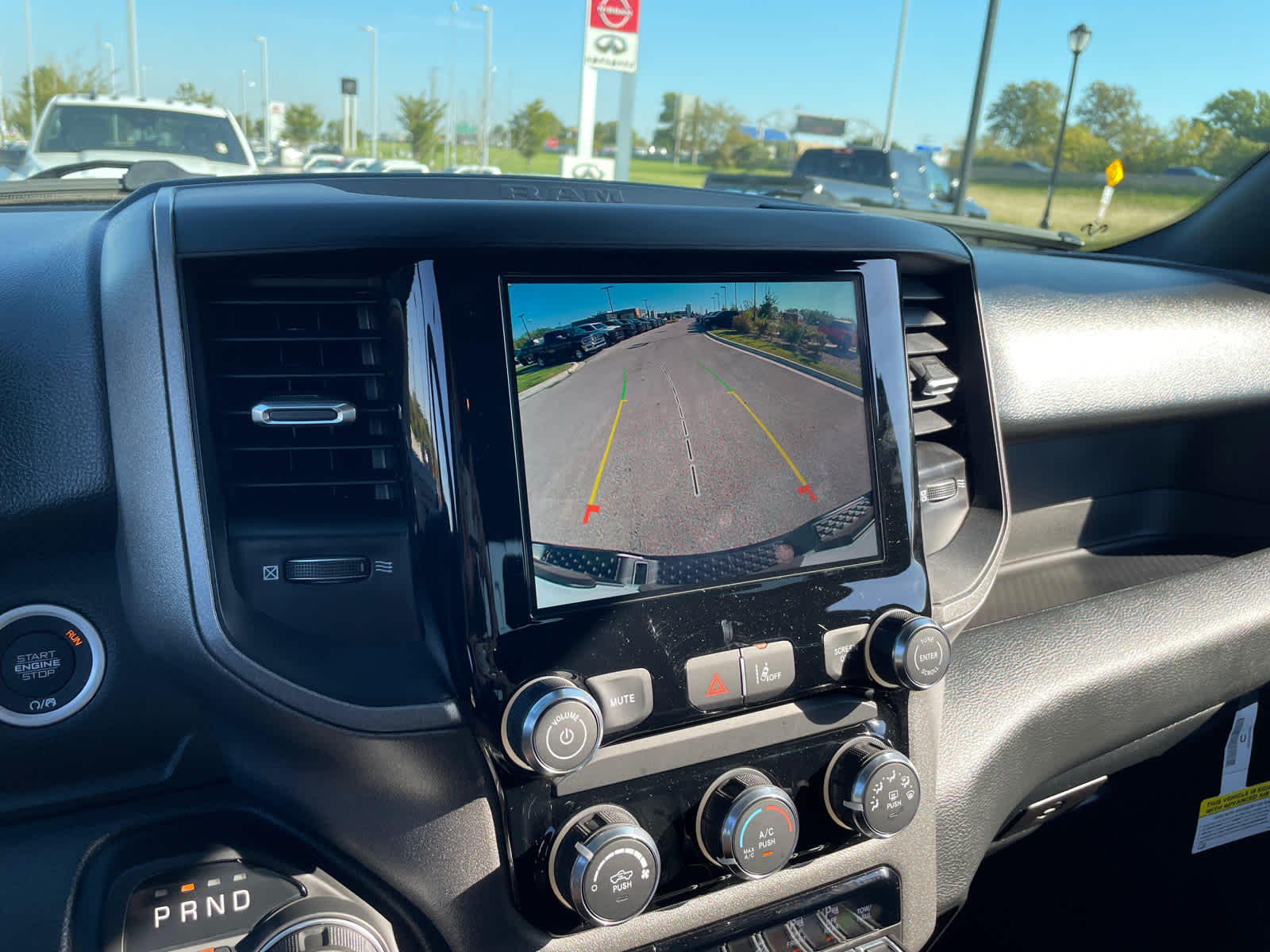 2025 Ram 1500 Tradesman photo 25
