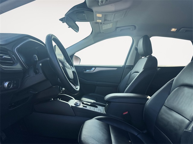 2022 Ford Escape SEL photo 9