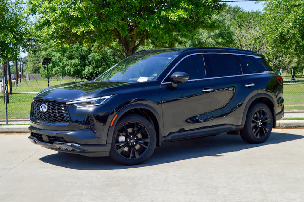 2025 INFINITI QX60 LUXE