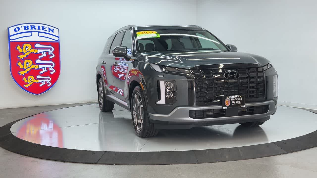 2023 Hyundai Palisade Limited photo 2