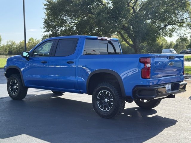 2026 Chevrolet Silverado 1500 ZR2 photo 4