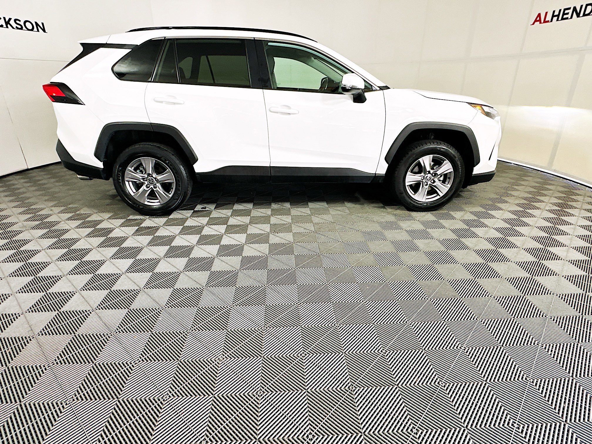 Used 2024 Toyota RAV4 XLE with VIN 2T3W1RFV5RW307851 for sale in Northfield, Minnesota