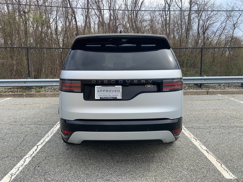 2023 Land Rover Discovery S R-Dynamic photo 7