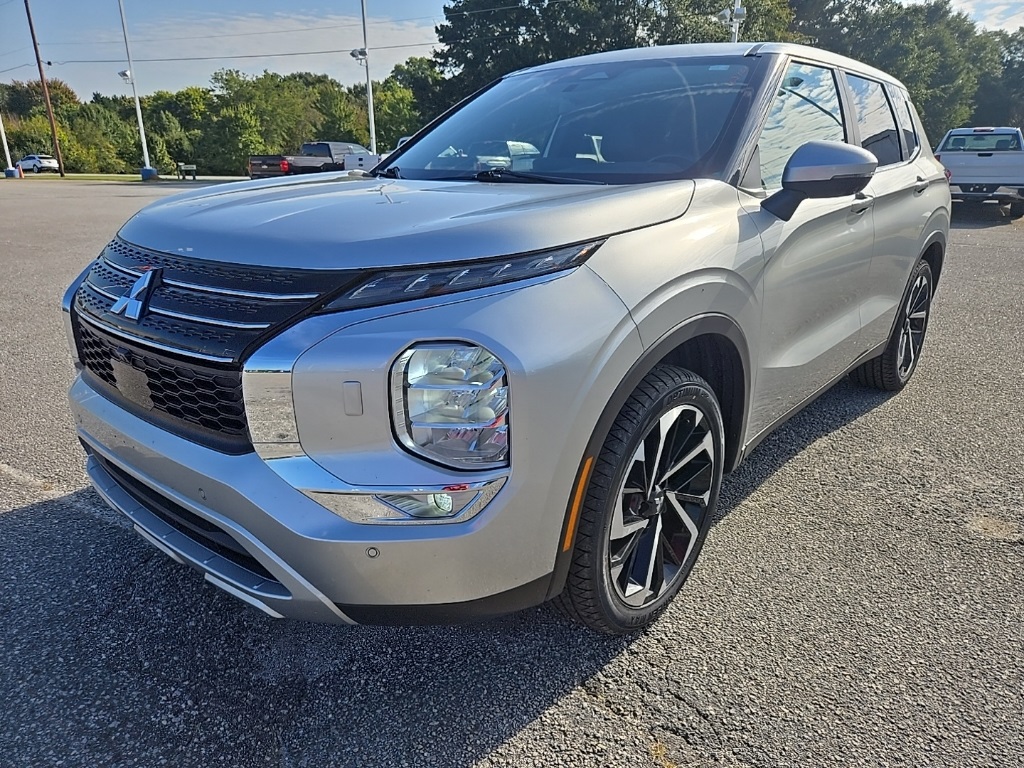 2024 Mitsubishi Outlander