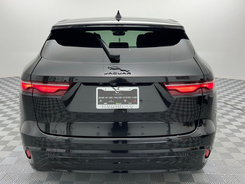 2022 Jaguar F-PACE P250 S photo 8