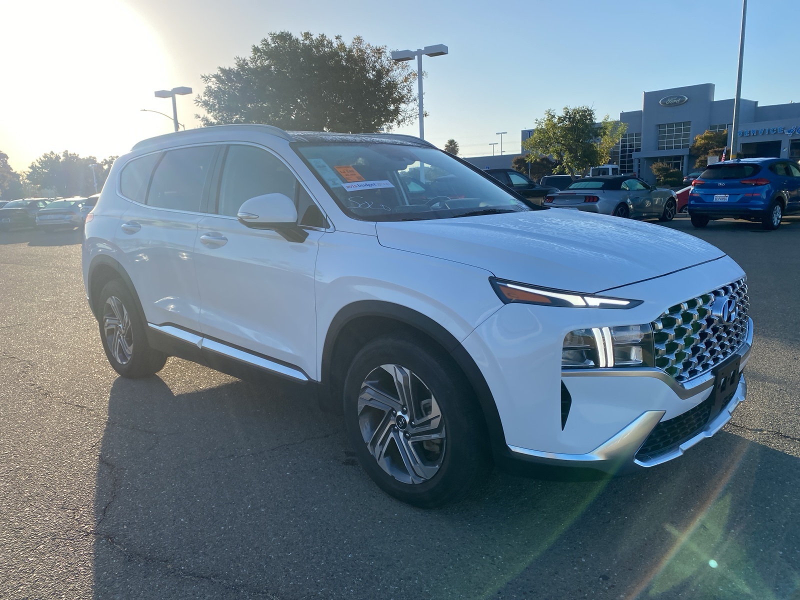 2023 Hyundai Santa Fe SEL Premium photo 3