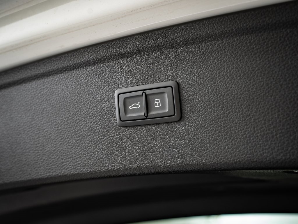 2024 Audi Q5 45 S line Premium photo 18