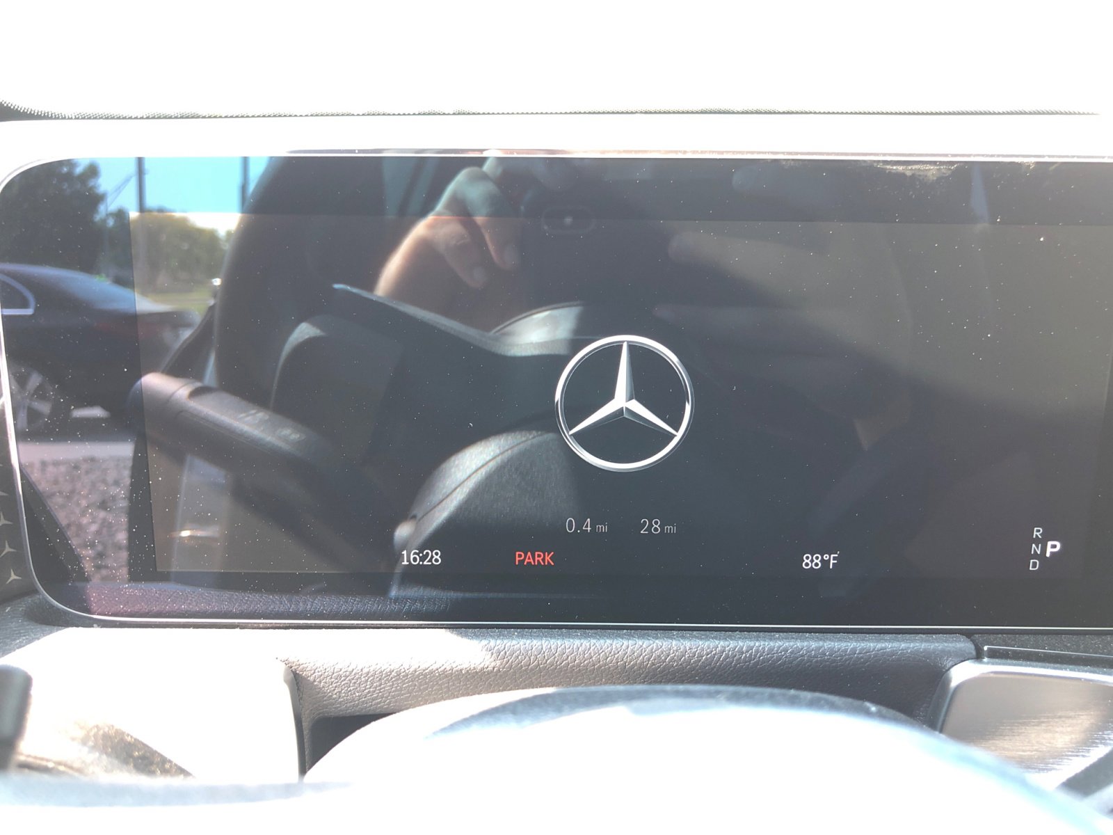 2025 Mercedes Benz GLB 250 4MATIC photo 16