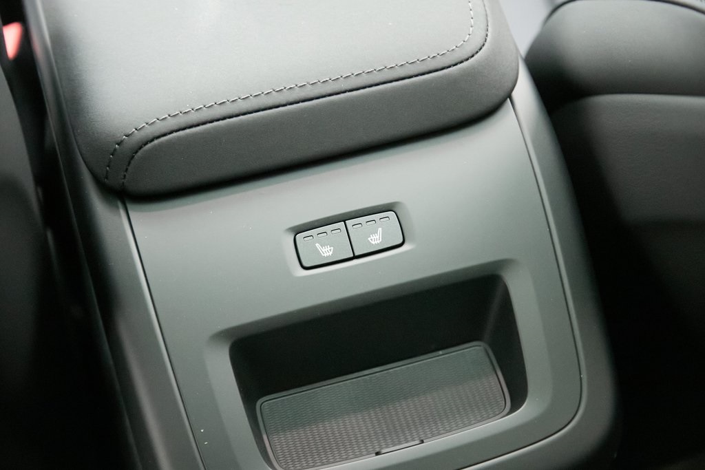 2026 VOLVO XC60 - Image 19