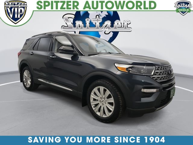 2022 Ford Explorer Limited's photo