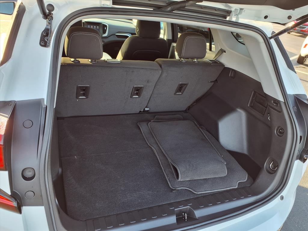 2024 Gmc Terrain SLE photo 3