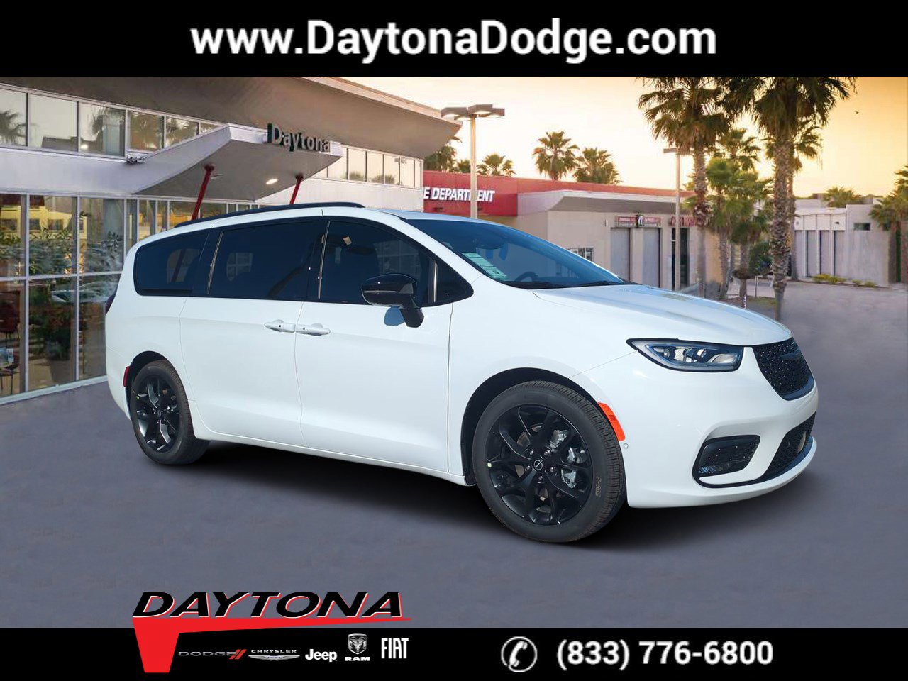 2026 Chrysler Pacifica Limited's photo