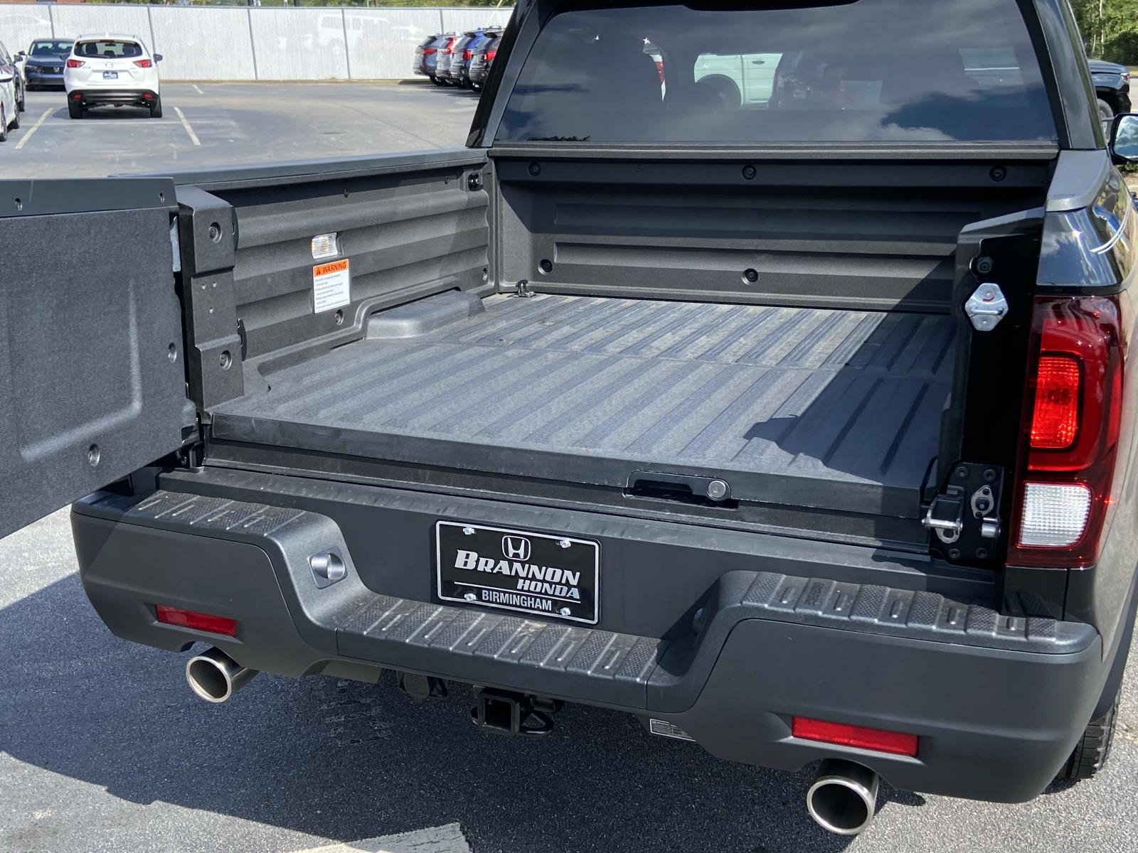 2024 Honda Ridgeline Sport photo 3