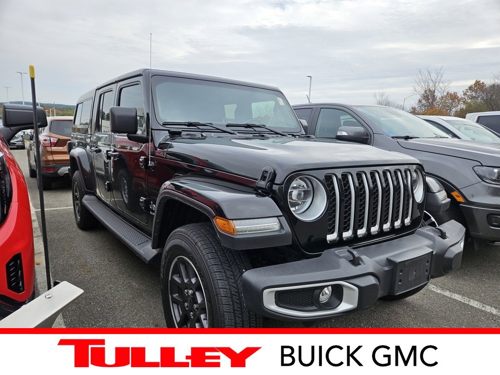 2022 Jeep Gladiator Overland's photo