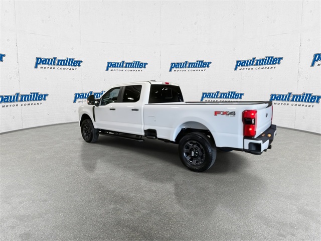 2026 Ford F-350 XL photo 7