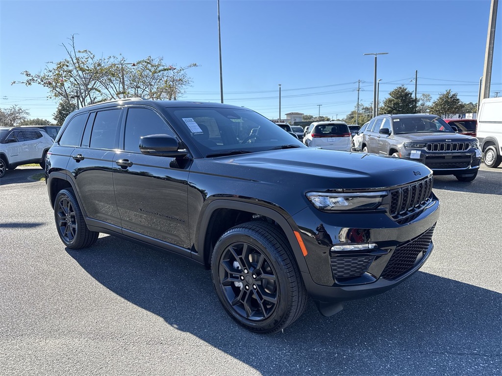 2025 Jeep Grand Cherokee Limited's photo