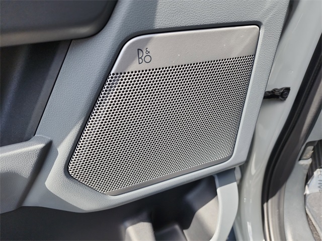 2024 Ford F-150 XLT photo 16
