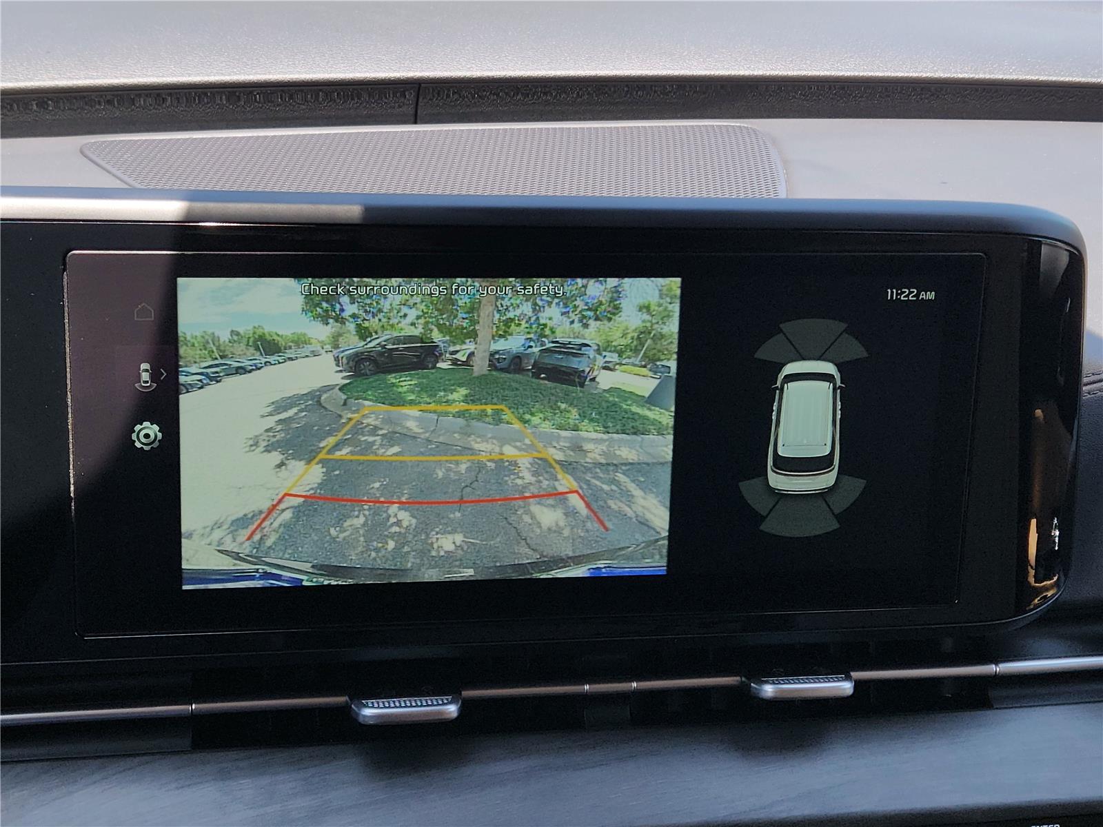 2024 Kia Carnival EX photo 21