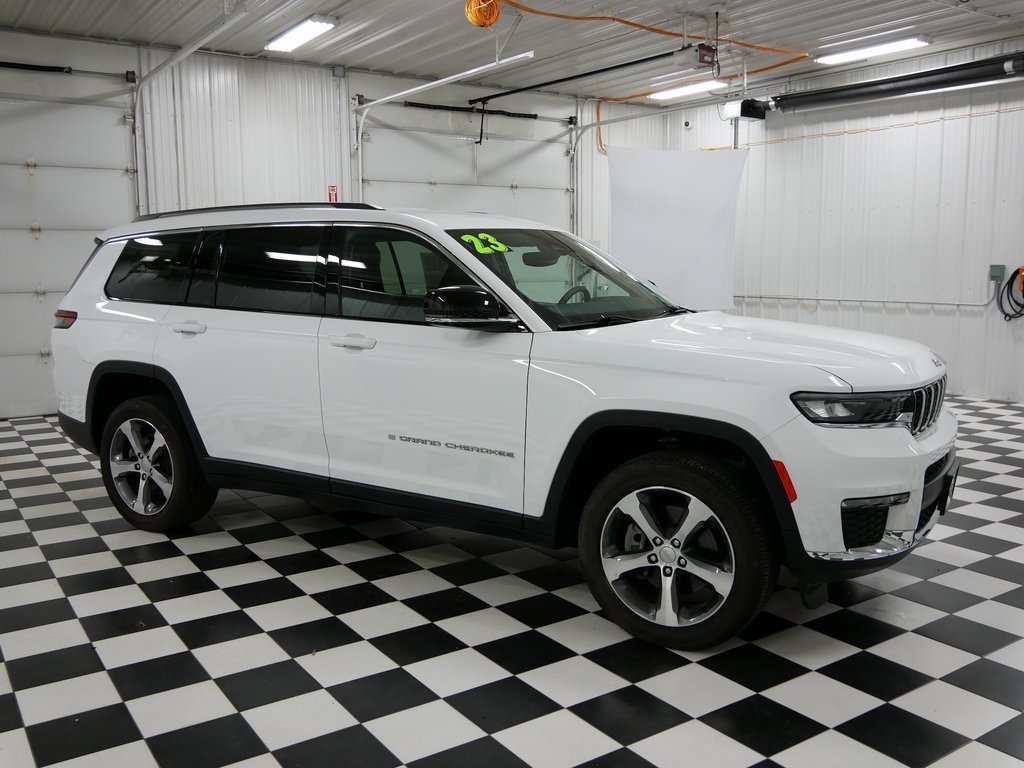 2023 Jeep Grand Cherokee L Limited's photo