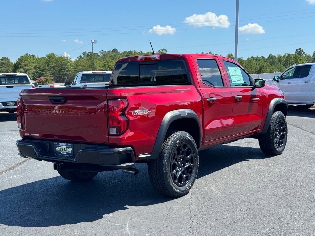 2026 Chevrolet Colorado Trail Boss photo 3