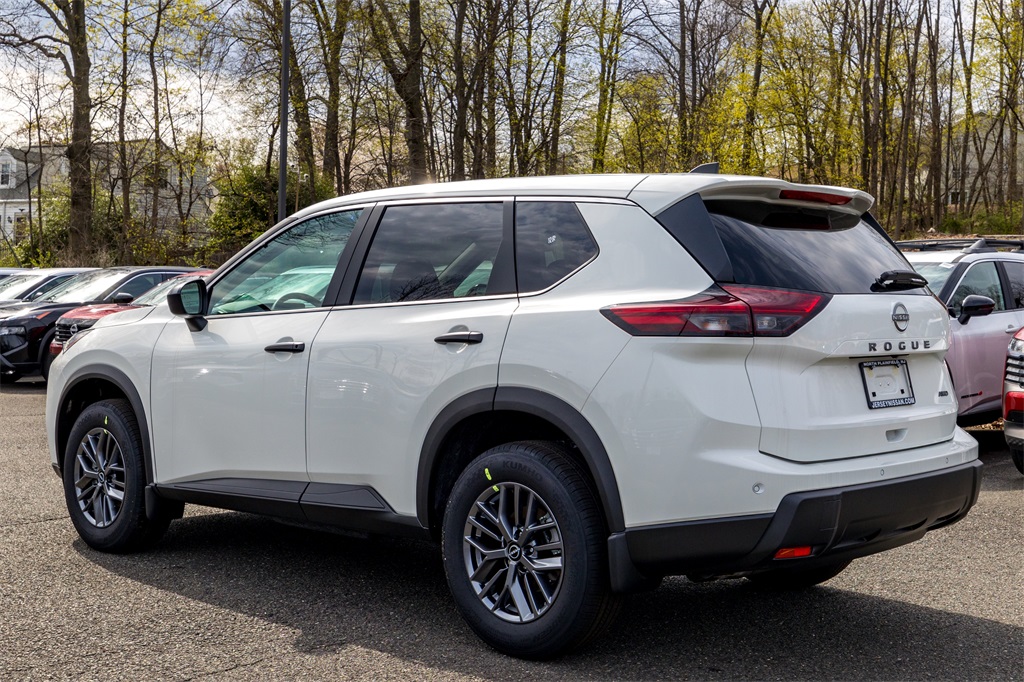 2025 Nissan Rogue S photo 6