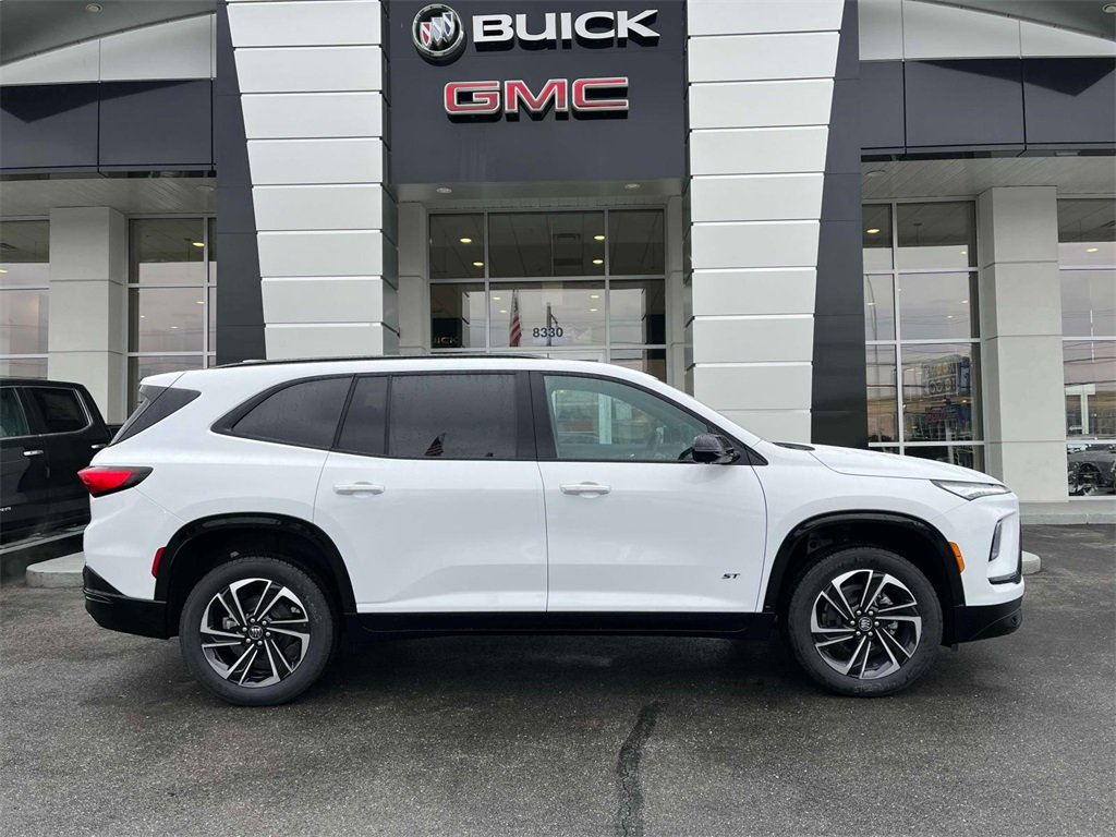 2025 Buick Enclave Sport Touring photo 2