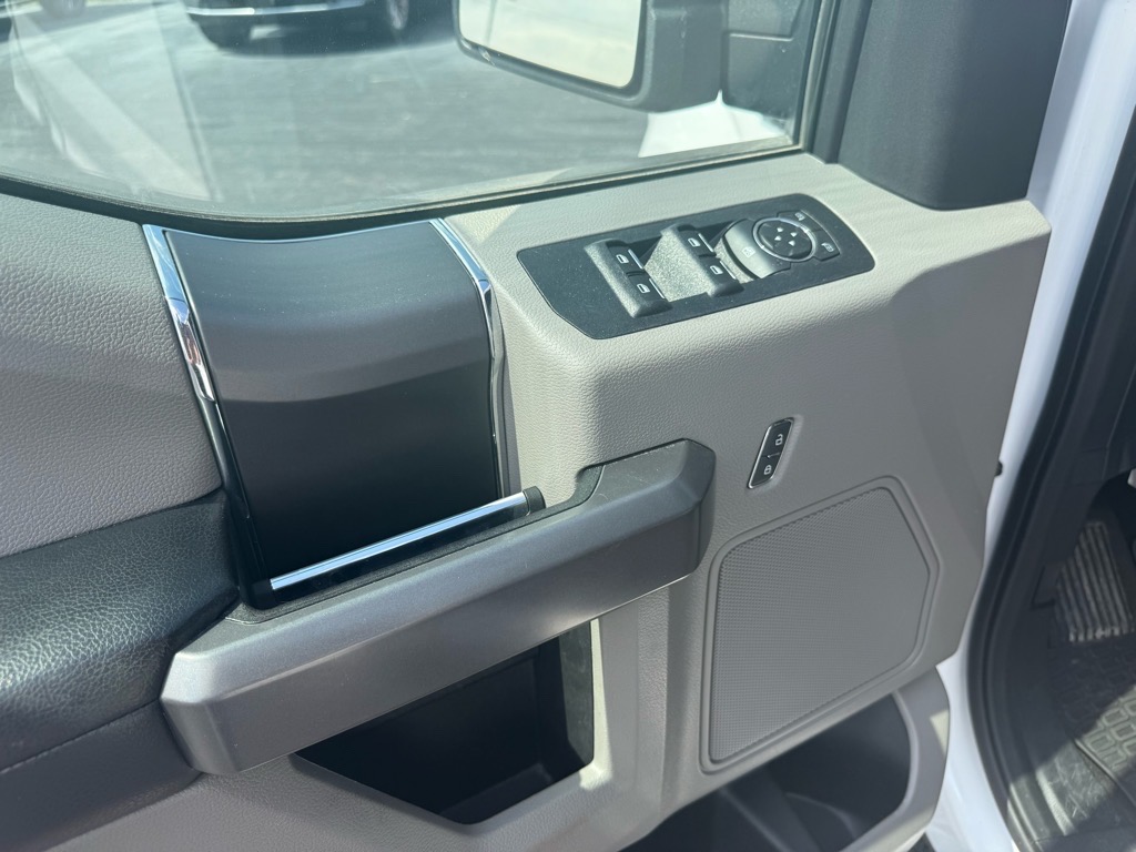 2020 Ford F-150 XL photo 12