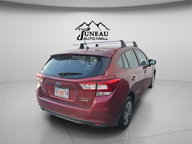 2017 Subaru Impreza Base photo 4
