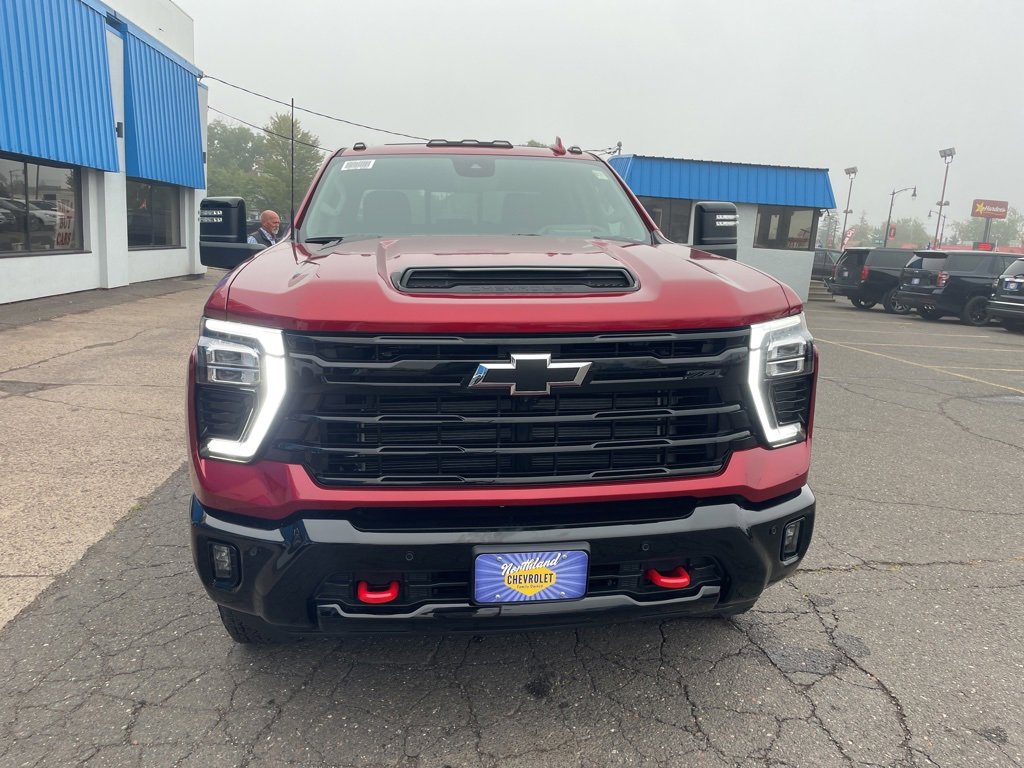 2026 Chevrolet Silverado 3500HD LTZ photo 2