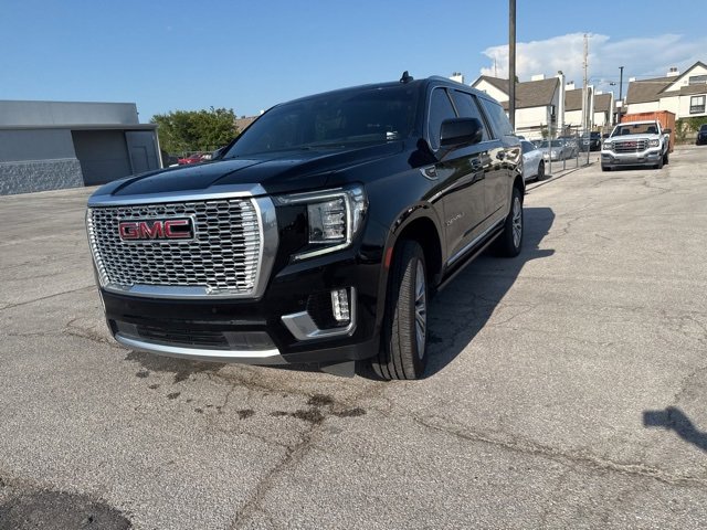 2023 Gmc Yukon XL Denali photo 2