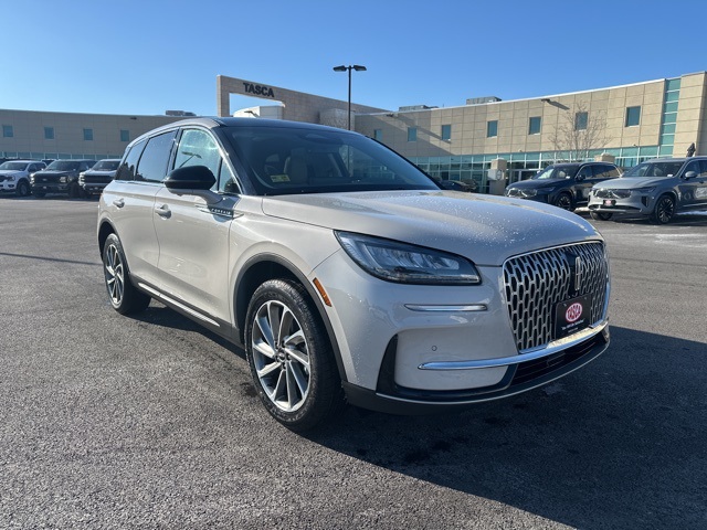 2023 Lincoln Corsair Base