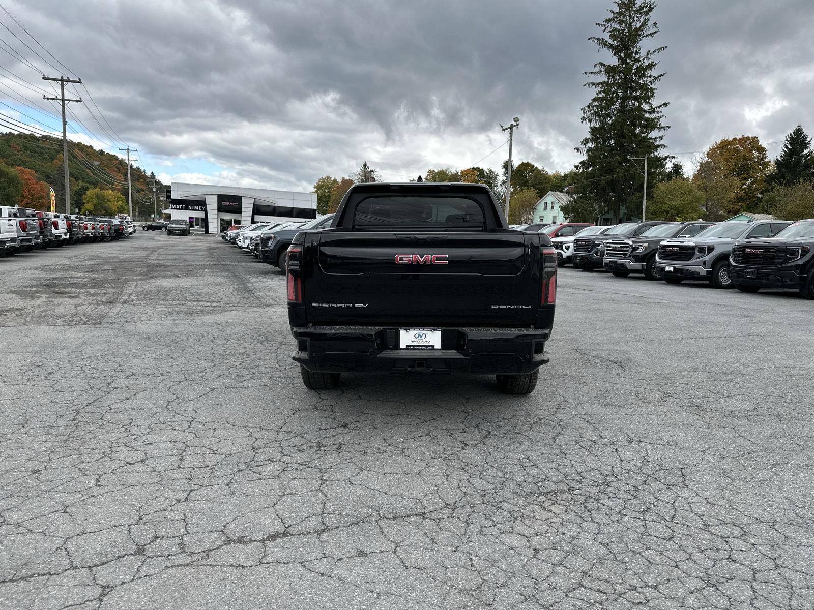 2026 Gmc Sierra EV Denali photo 4