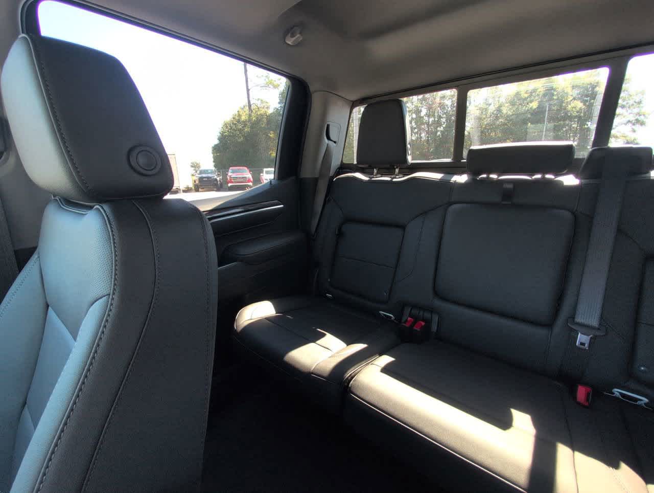 2026 Chevrolet Silverado 1500 LTZ photo 4