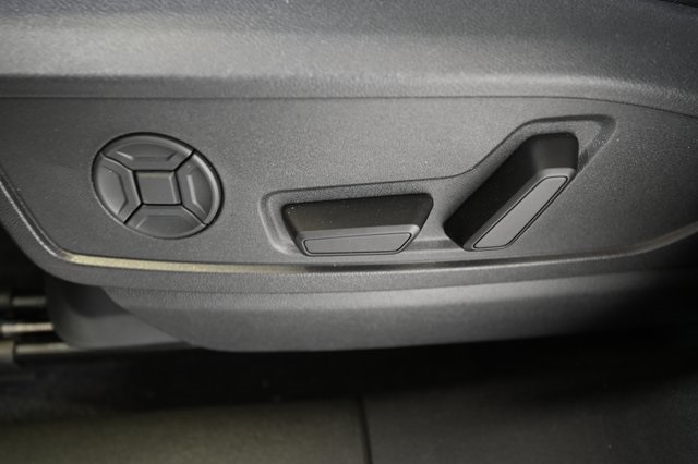 2025 Audi Q5 2.0T Premium Plus photo 15