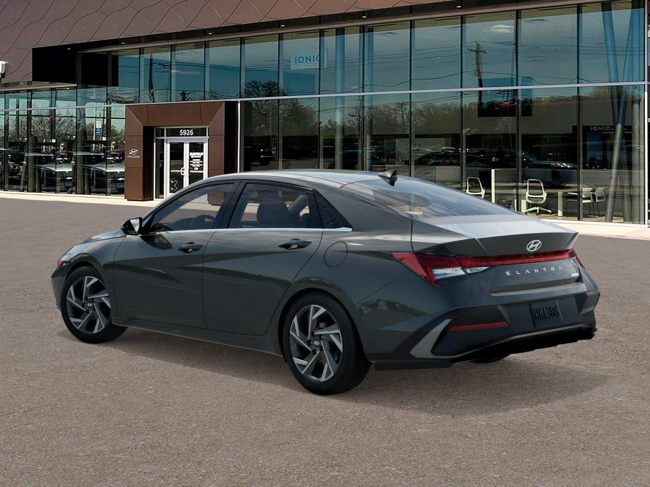 2025 Hyundai Elantra Limited photo 4