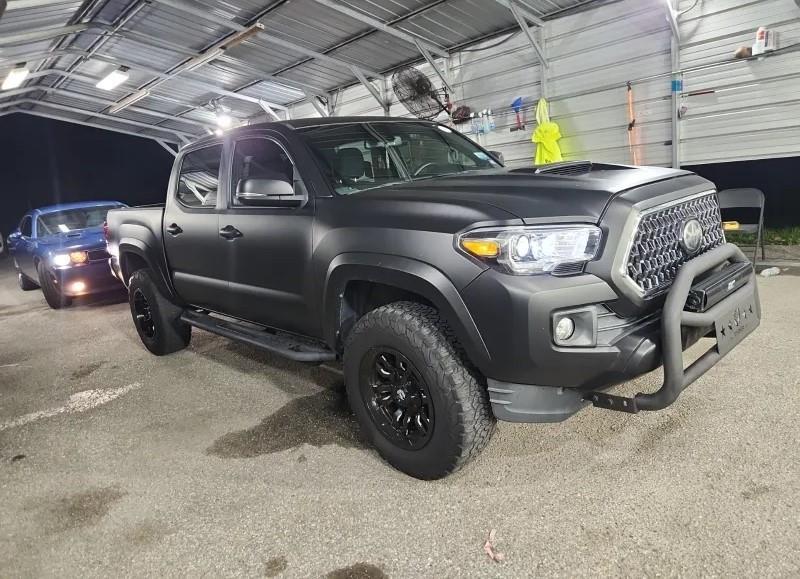 2018 Toyota Tacoma SR5 TRD Pro Sport photo 2
